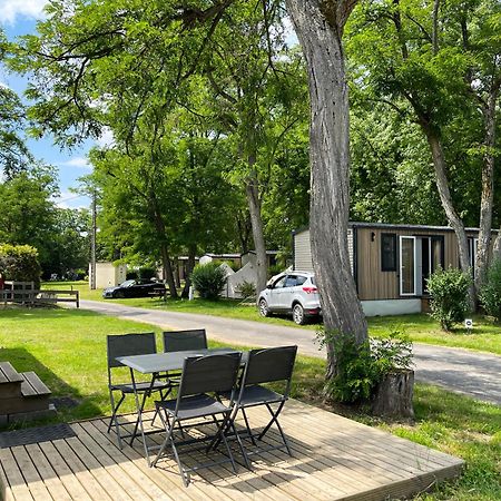 Camping Les Portes De Sancerre Saint-Satur Exterior photo